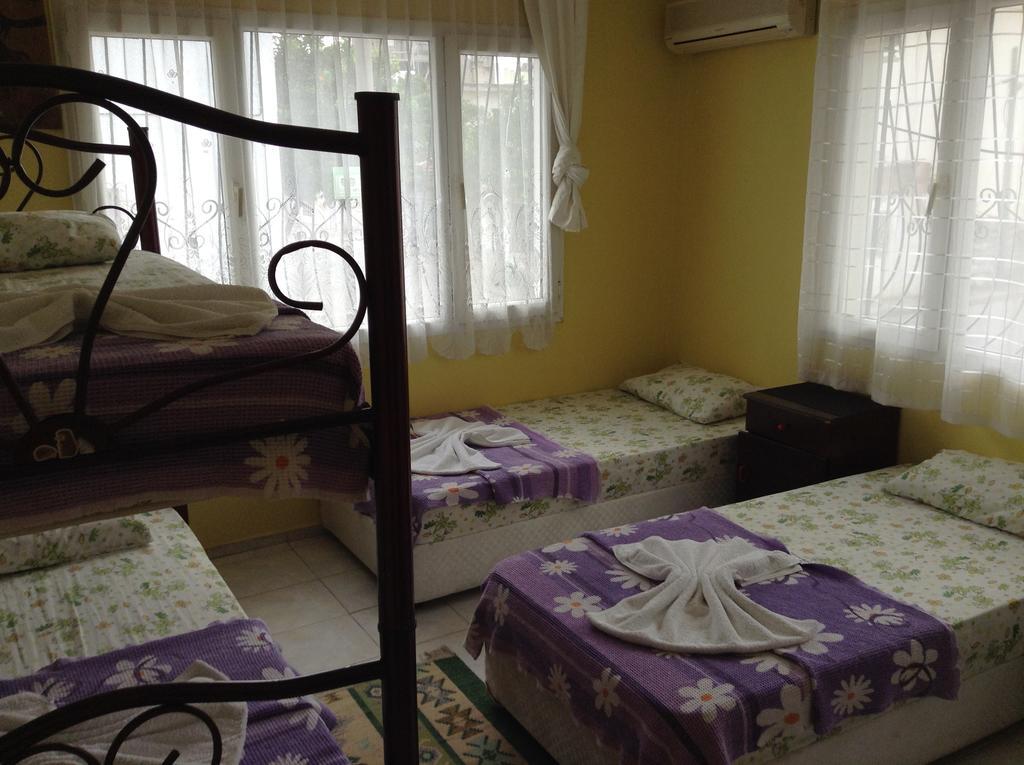 سلجوك Nur Pension الغرفة الصورة